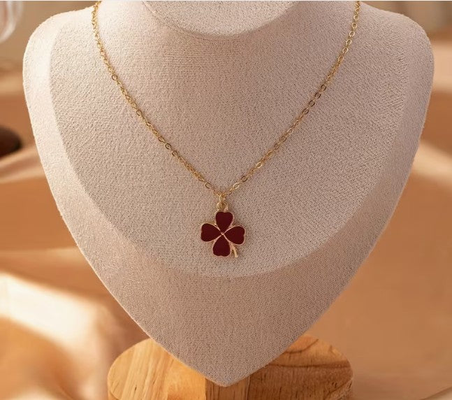 Collar Trèfle Bordeaux